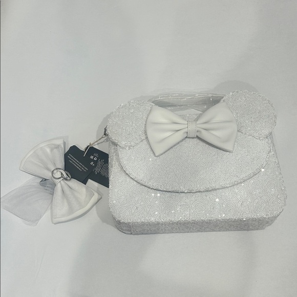 Disney Lounge fly White Sequin I do Wedding Bow Handbag New w tags - Picture 1 of 10